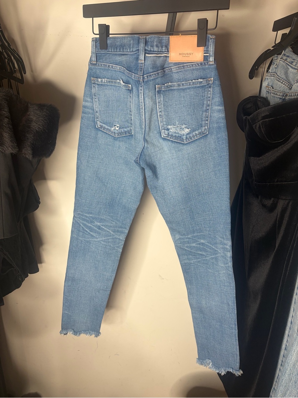 Moussy Light Blue Cropped High-Rise Jeans with Raw Hem